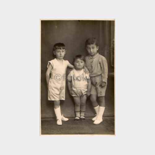 Foto Celal - Üç Çocuk Stüdyo Fotoğrafı