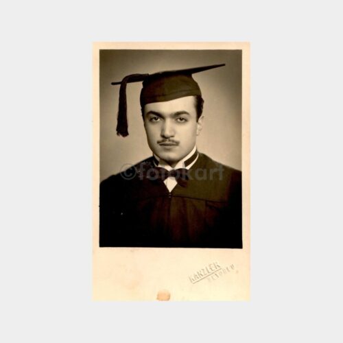 Foto Kanzler - Kolej Mezunu Kepli Genç Fotoğraf