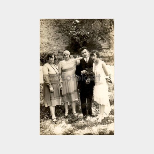 1931 Gelin Damat Ailesiyle Birlikte Fotoğraf