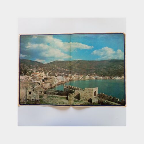 Hayat Dergisi - Orta Sayfası Poster, No. 52 Bodrum Kale'den Görünüm