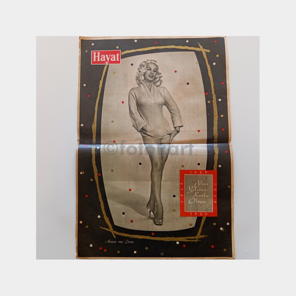 Hayat Dergisi - Orta Sayfası Poster, No. 31 Mamie Van Doren Aktris-Yeni Yıl 1959