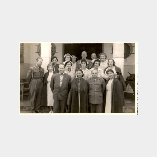 Hemşire, Doktor ve Askerler Toplu Fotoğraf