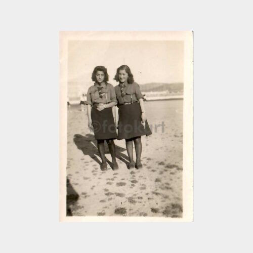 İki İzci Kız Küçük Ebat Fotoğraf