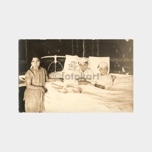 İki Sünnet Çocuğu Eski Fotoğraf