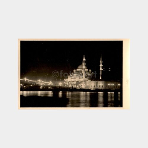 İstanbul Eminönü Gece Görünüşü Fotoğraf