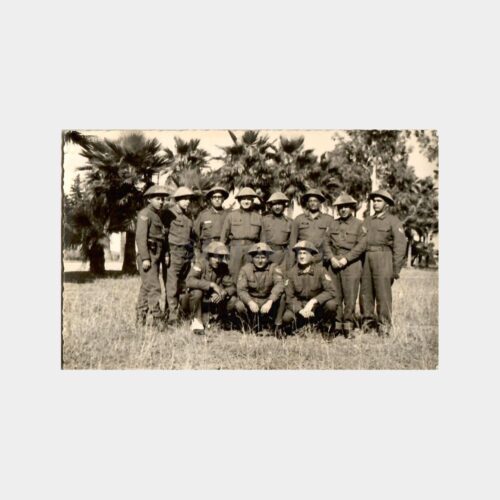 Miğferli Askerler Grup Fotoğraf