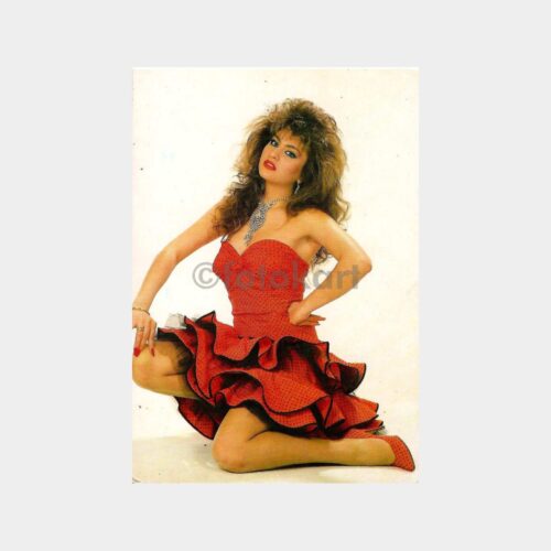 Sibel Can Kartpostal