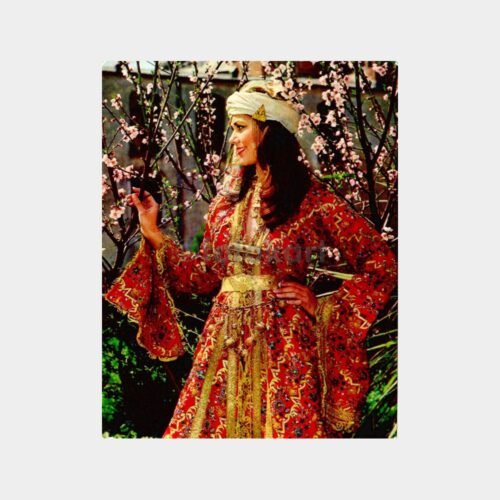 Yerel Giyimli Kadın - Folklor Konulu Yapı Kredi Tebrik Kartı