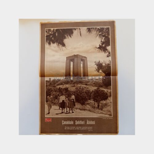 Hayat Dergisi - Orta Sayfası Poster, No. 39 Çanakkale Şehitleri Abidesi