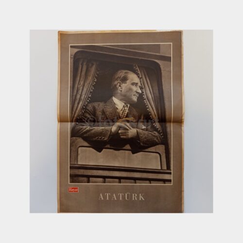 Hayat Dergisi - Orta Sayfası Poster, No. 94 Atatürk