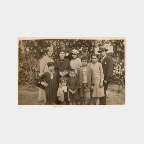 İlginç Bir Aile Fotoğrafı