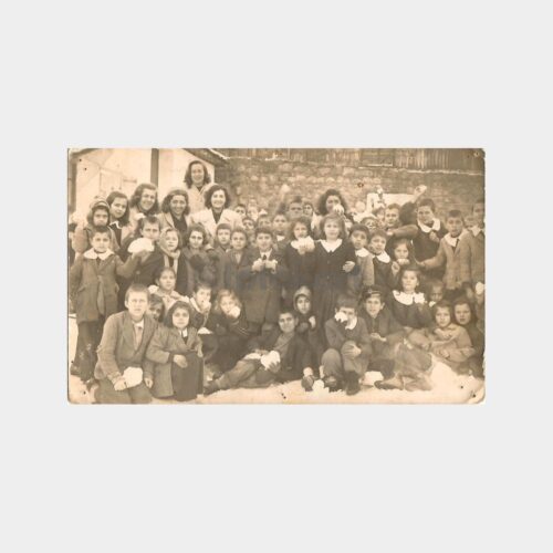 İlkokul Öğrencileri Grup Fotoğraf
