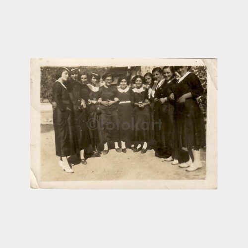 İstiklal Mektebi Kız Öğrenciler Fotoğraf