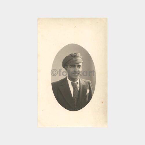 Kasketli Lise Öğrencisi Fotoğraf