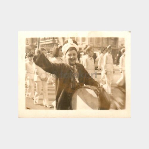 1971 Mehter Giyimli Çocuk Fotoğraf