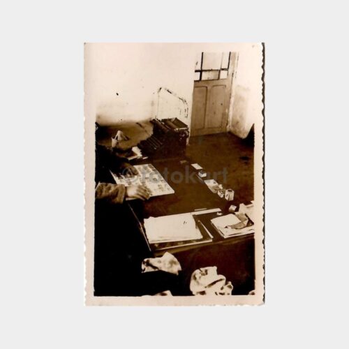 Müdür Masası Konulu Fotoğraf