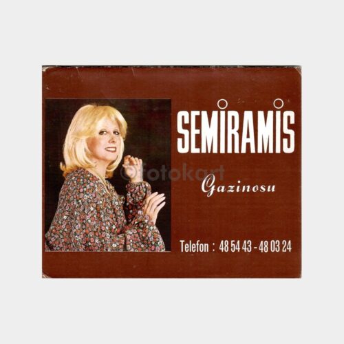 Semiramis Gazinosu Behiye Aksoy Konulu Fotoğraf Kabı