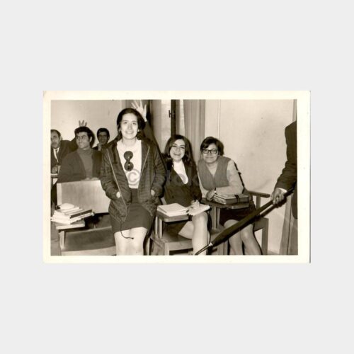 1973 Üniversiteli Gençler Sınıfta Fotoğraf