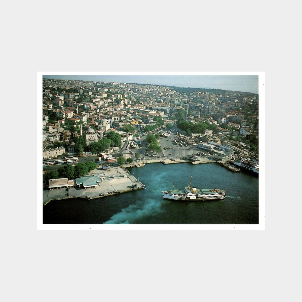 Üsküdar Meydanı ve Vapurlar Havadan Görünüş Kartpostal