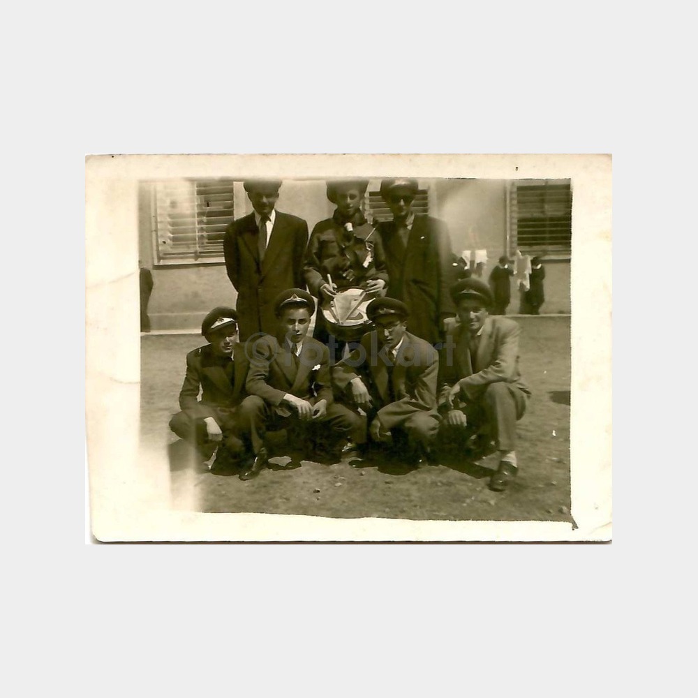 1952 Erzurum Lisesi Grup Görünüş Fotoğraf