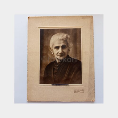 Foto Rekor - Beyoğlu Yaşlı Kadın Portre Fotoğraf