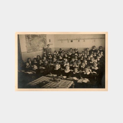 İlkokul Sınıftan Toplu Görünüş Fotoğraf