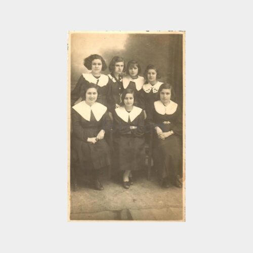 Kız Öğrenciler Stüdyo Fotoğraf