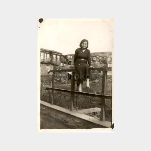 Tarihi Ev ve Kadın Konulu Fotoğraf