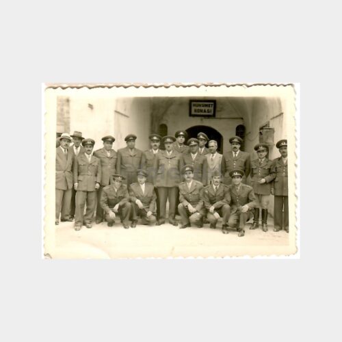 Hükümet Konağı Önünde Subaylar Fotoğraf