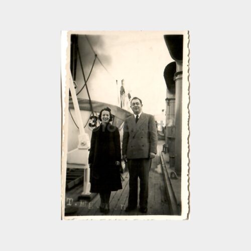 1939 Sus Vapuru Güvertesinde Çift Fotoğraf